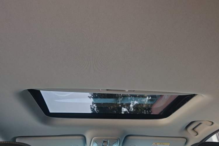 Used GAC Trumpchi M6 2023 PRO 270T DCT Luxury Edition Headliner