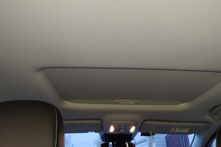 Used GAC Trumpchi M6 2023 PRO 270T DCT Luxury Edition Headliner
