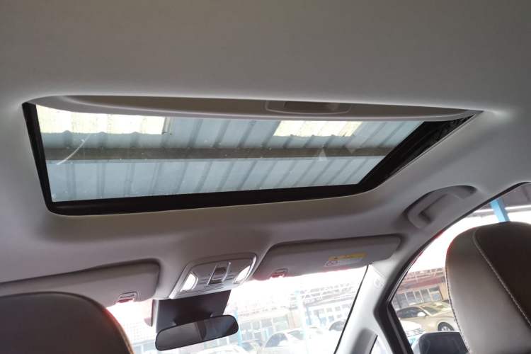 Used GAC Trumpchi M6 2023 PRO 270T DCT Luxury Edition Headliner