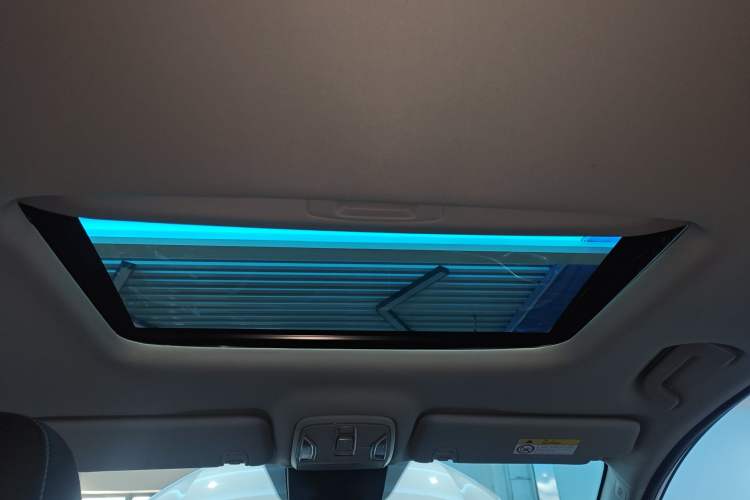 Used GAC Trumpchi M6 2023 PRO 270T DCT Luxury Edition Headliner