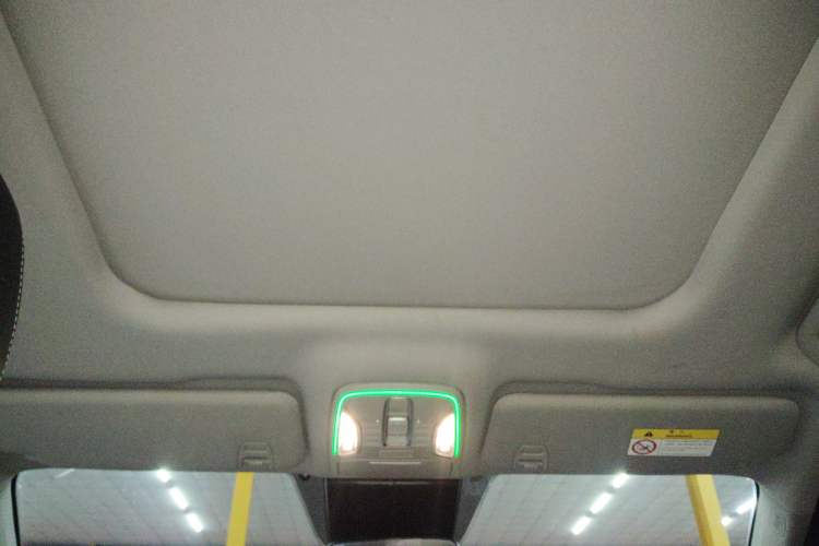 Used GAC Trumpchi M6 2023 PRO 270T DCT Luxury Edition Headliner