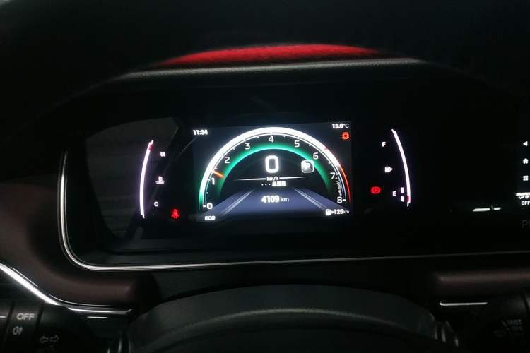 Used GAC Trumpchi M6 2023 PRO 270T DCT Luxury Edition Instrument Cluster