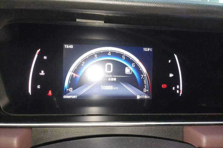 Used GAC Trumpchi M6 2023 PRO 270T DCT Luxury Edition Instrument Cluster
