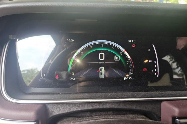 Used GAC Trumpchi M6 2023 PRO 270T DCT Luxury Edition Instrument Cluster