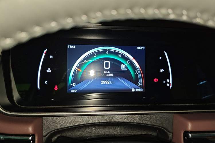Used GAC Trumpchi M6 2023 PRO 270T DCT Luxury Edition Instrument Cluster