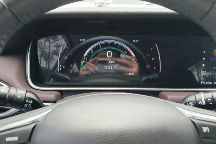 Used GAC Trumpchi M6 2023 PRO 270T DCT Luxury Edition Instrument Cluster