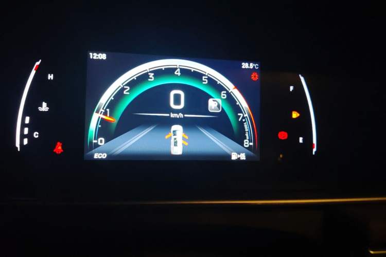 Used GAC Trumpchi M6 2023 PRO 270T DCT Luxury Edition Instrument Cluster