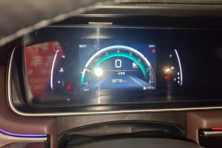 Used GAC Trumpchi M6 2023 PRO 270T DCT Luxury Edition Instrument Cluster