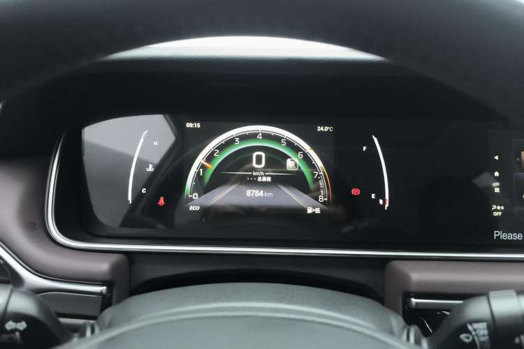 Used GAC Trumpchi M6 2023 PRO 270T DCT Luxury Edition Instrument Cluster
