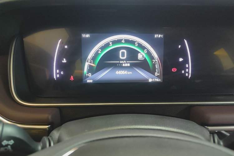 Used GAC Trumpchi M6 2023 PRO 270T DCT Luxury Edition Instrument Cluster