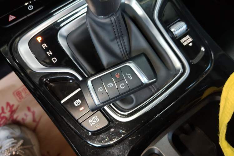 Used GAC Trumpchi M6 2023 PRO 270T DCT Luxury Edition Interior 1