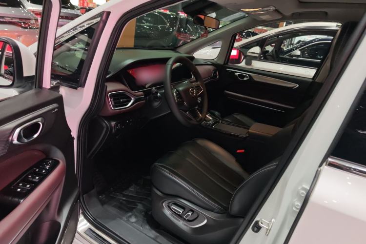 Used GAC Trumpchi M6 2023 PRO 270T DCT Luxury Edition Interior 1