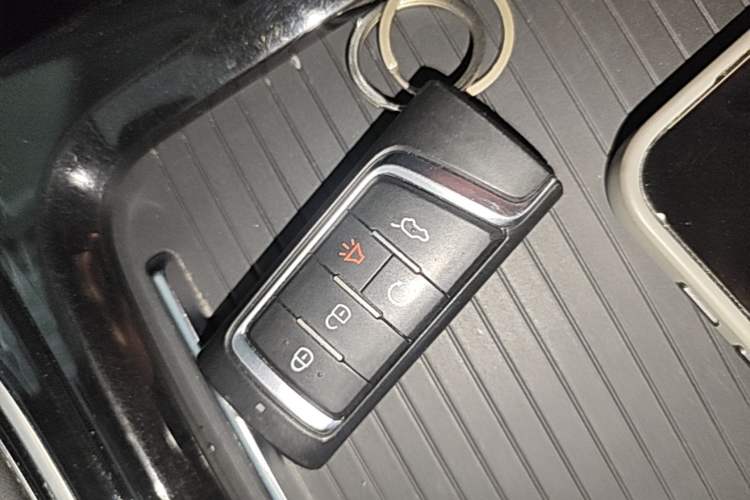 Used GAC Trumpchi M6 2023 PRO 270T DCT Luxury Edition Interior 1