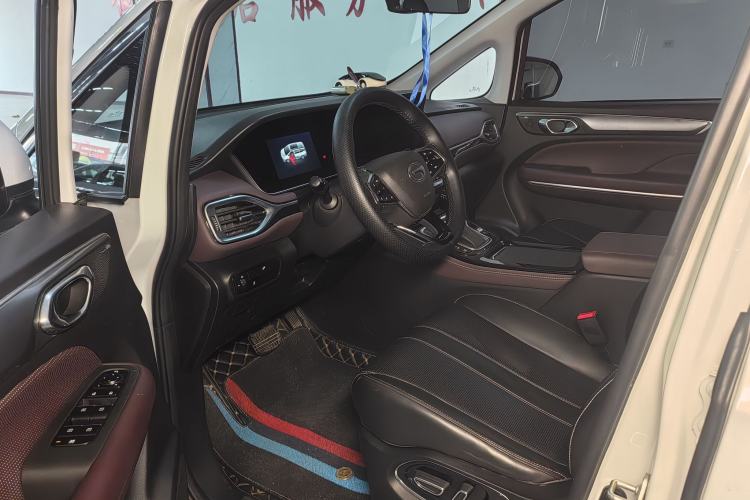 Used GAC Trumpchi M6 2023 PRO 270T DCT Luxury Edition Interior 1
