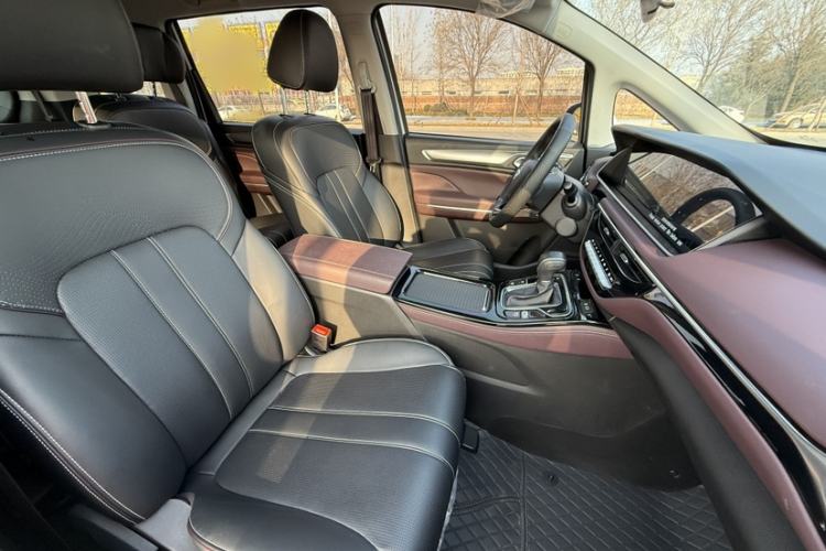 Used GAC Trumpchi M6 2023 PRO 270T DCT Luxury Edition Interior 10