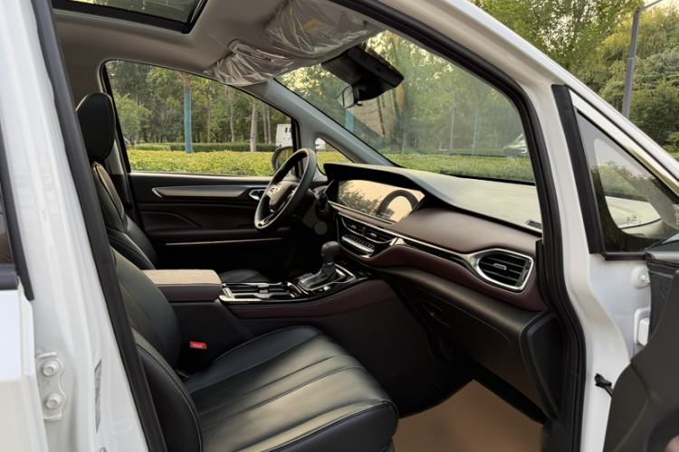 Used GAC Trumpchi M6 2023 PRO 270T DCT Luxury Edition Interior 12