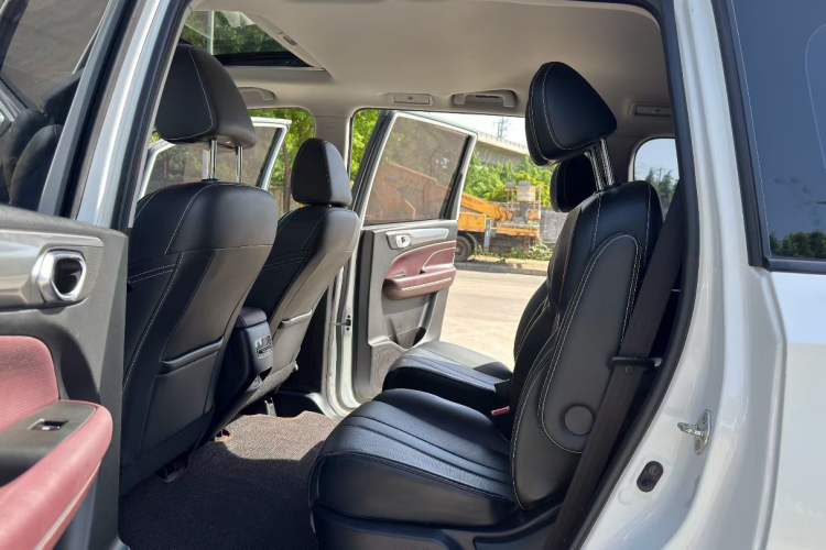 Used GAC Trumpchi M6 2023 PRO 270T DCT Luxury Edition Interior 2