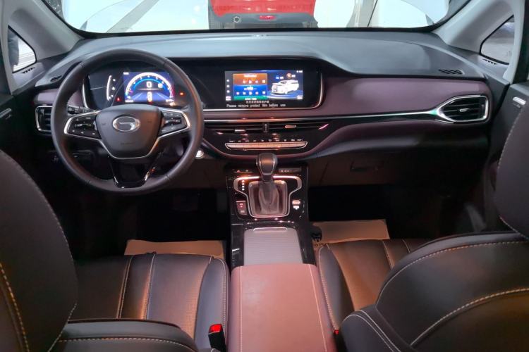 Used GAC Trumpchi M6 2023 PRO 270T DCT Luxury Edition Interior 2