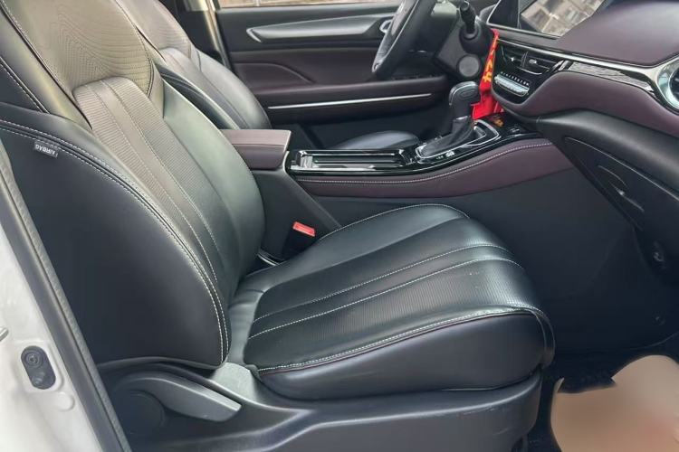 Used GAC Trumpchi M6 2023 PRO 270T DCT Luxury Edition Interior 2