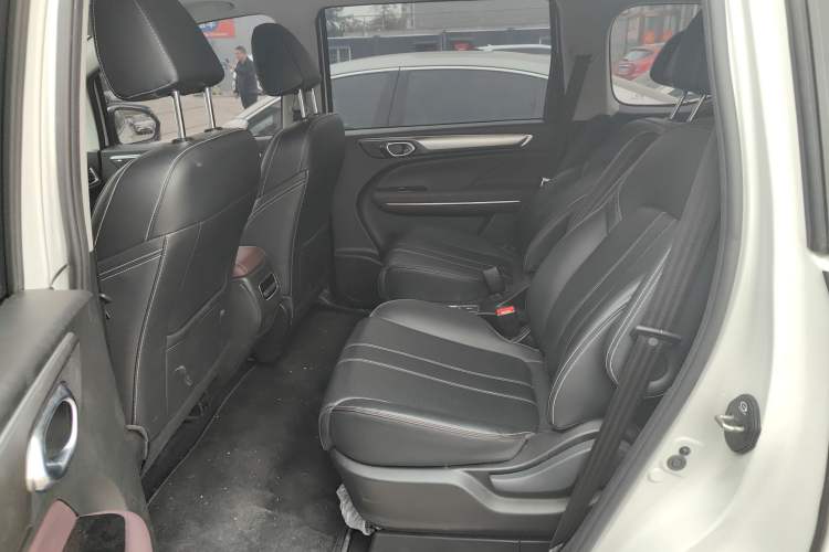 Used GAC Trumpchi M6 2023 PRO 270T DCT Luxury Edition Interior 2