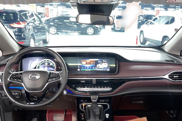 Used GAC Trumpchi M6 2023 PRO 270T DCT Luxury Edition Interior 3