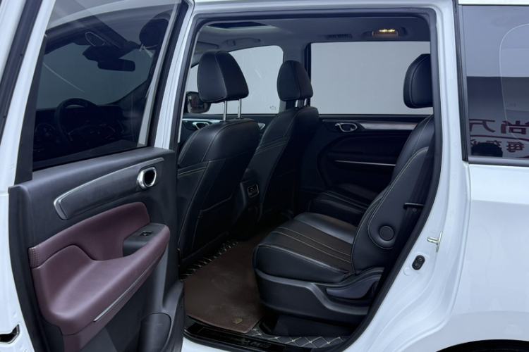 Used GAC Trumpchi M6 2023 PRO 270T DCT Luxury Edition Interior 3