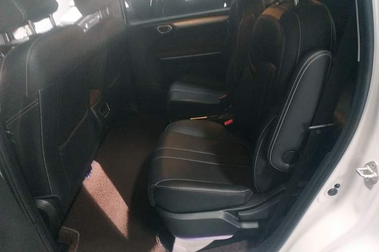 Used GAC Trumpchi M6 2023 PRO 270T DCT Luxury Edition Interior 4