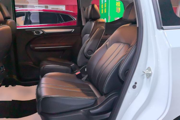 Used GAC Trumpchi M6 2023 PRO 270T DCT Luxury Edition Interior 4