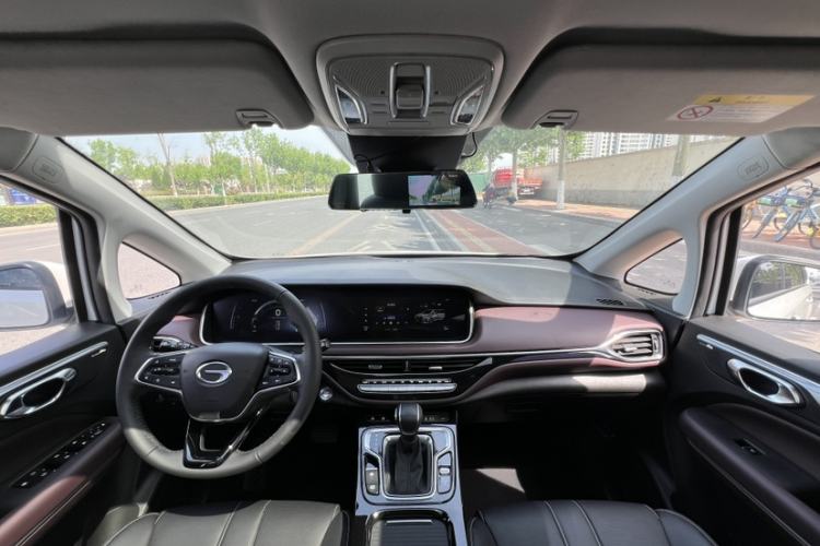 Used GAC Trumpchi M6 2023 PRO 270T DCT Luxury Edition Interior 4