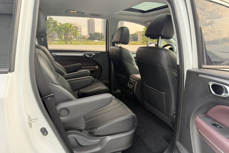 Used GAC Trumpchi M6 2023 PRO 270T DCT Luxury Edition Interior 4