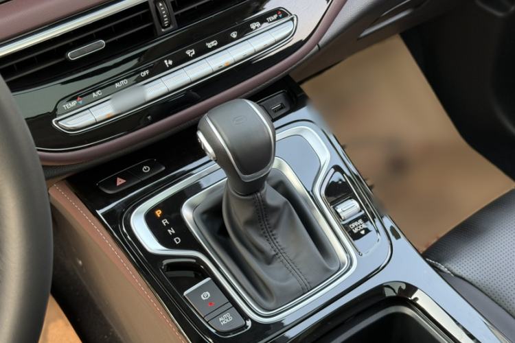 Used GAC Trumpchi M6 2023 PRO 270T DCT Luxury Edition Interior 5