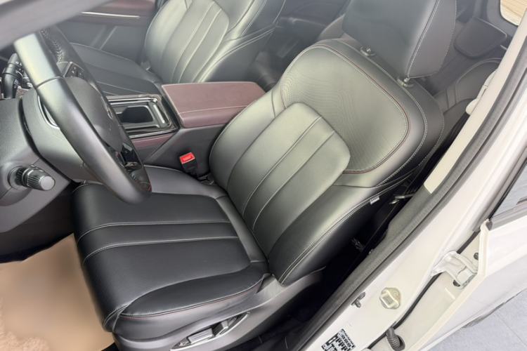 Used GAC Trumpchi M6 2023 PRO 270T DCT Luxury Edition Interior 5