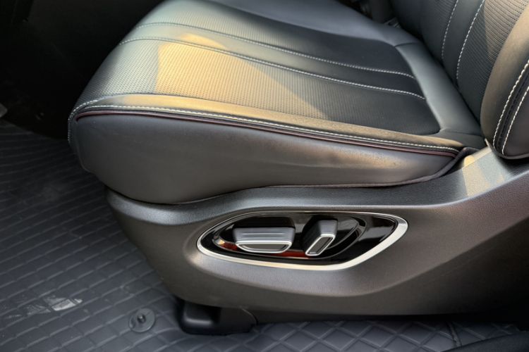 Used GAC Trumpchi M6 2023 PRO 270T DCT Luxury Edition Interior 6