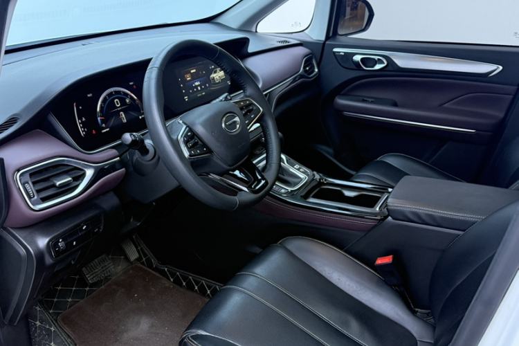 Used GAC Trumpchi M6 2023 PRO 270T DCT Luxury Edition Interior 9