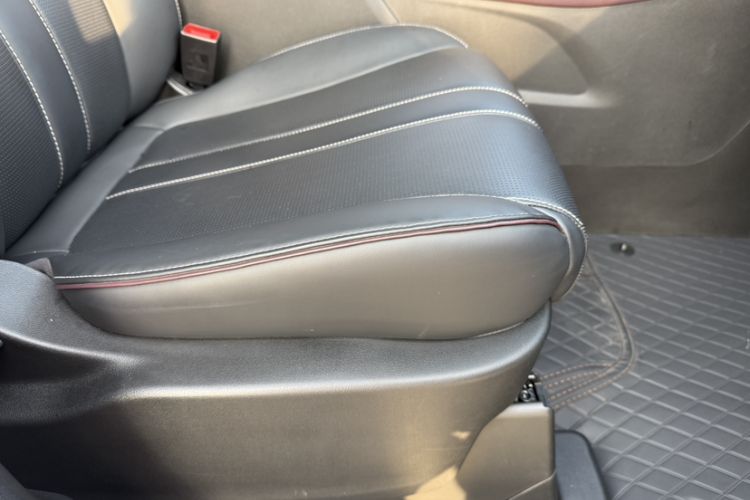 Used GAC Trumpchi M6 2023 PRO 270T DCT Luxury Edition Interior 9