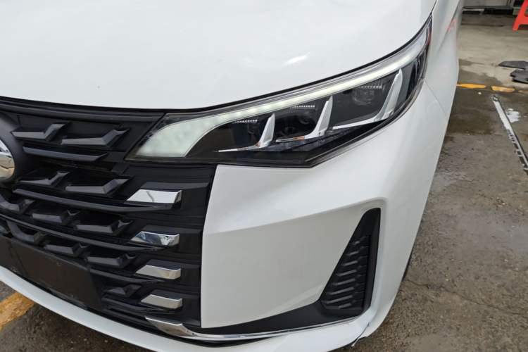 Used GAC Trumpchi M6 2023 PRO 270T DCT Luxury Edition Left Front Headlight
