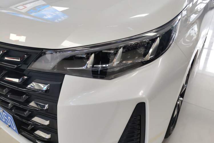 Used GAC Trumpchi M6 2023 PRO 270T DCT Luxury Edition Left Front Headlight