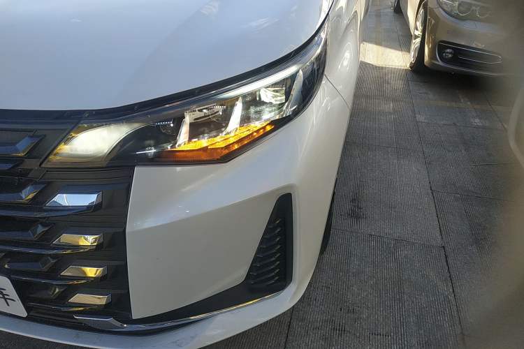 Used GAC Trumpchi M6 2023 PRO 270T DCT Luxury Edition Left Front Headlight
