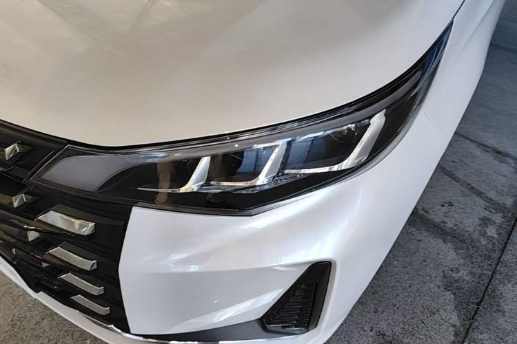 Used GAC Trumpchi M6 2023 PRO 270T DCT Luxury Edition Left Front Headlight