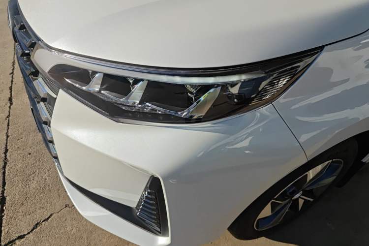 Used GAC Trumpchi M6 2023 PRO 270T DCT Luxury Edition Left Front Headlight