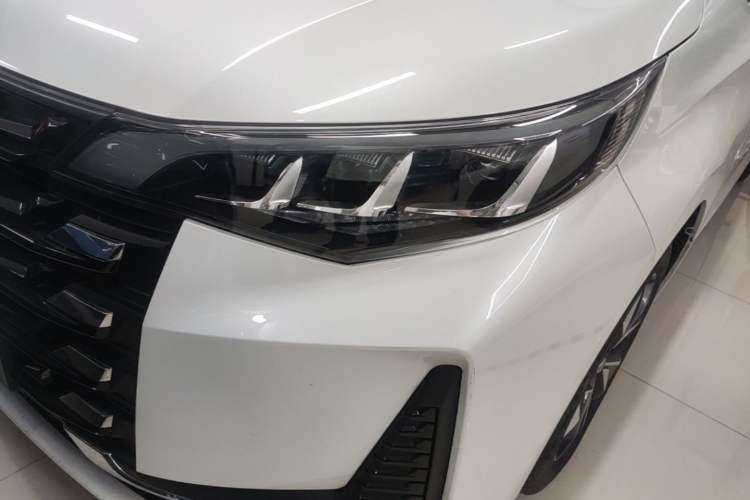 Used GAC Trumpchi M6 2023 PRO 270T DCT Luxury Edition Left Front Headlight