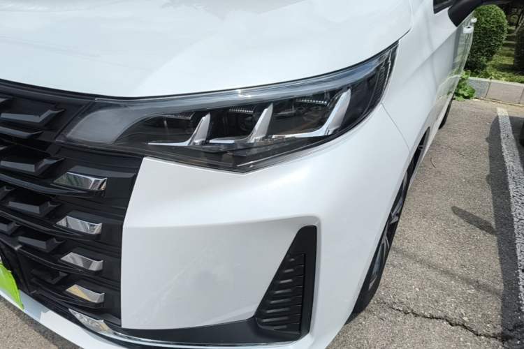 Used GAC Trumpchi M6 2023 PRO 270T DCT Luxury Edition Left Front Headlight