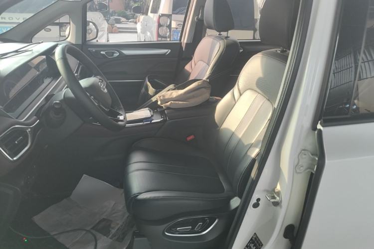 Used GAC Trumpchi M6 2023 PRO 270T DCT Luxury Edition Left Front Seat