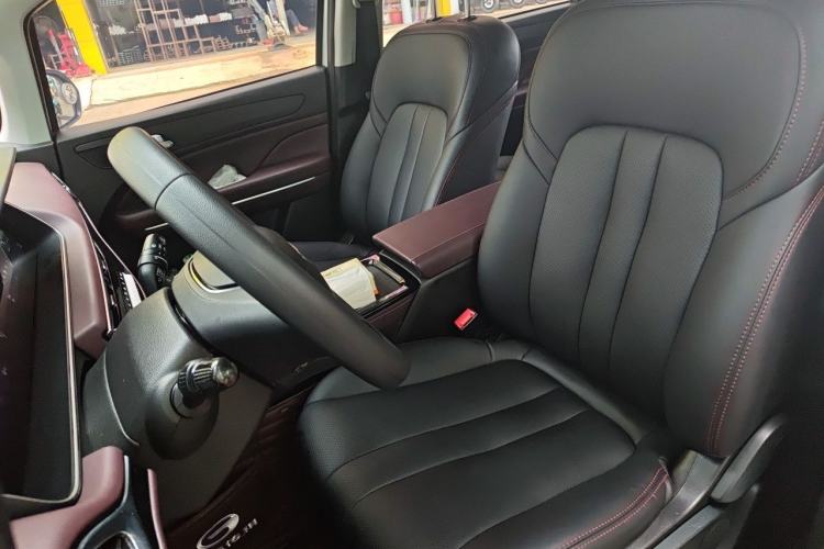 Used GAC Trumpchi M6 2023 PRO 270T DCT Elite Edition Left Front Seat