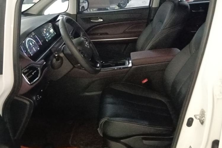 Used GAC Trumpchi M6 2023 PRO 270T DCT Elite Edition Left Front Seat