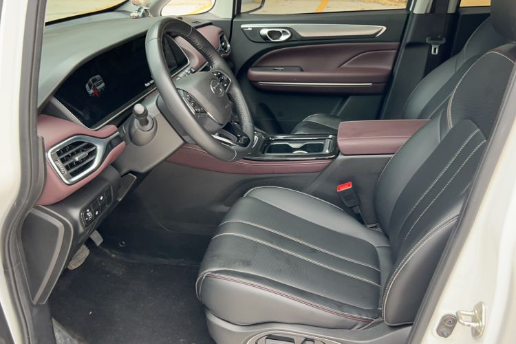 Used GAC Trumpchi M6 2023 PRO 270T DCT Luxury Edition Left Front Seat
