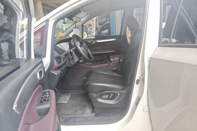 Used GAC Trumpchi M6 2023 PRO 270T DCT Luxury Edition Left Front Seat
