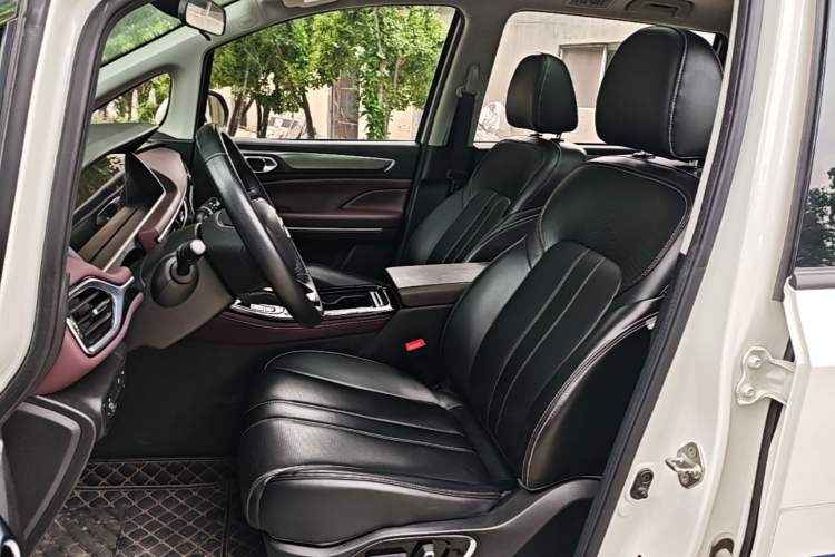 Used GAC Trumpchi M6 2023 PRO 270T DCT Luxury Edition Left Front Seat