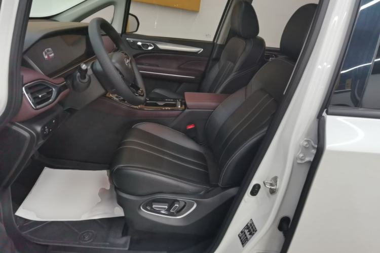 Used GAC Trumpchi M6 2023 PRO 270T DCT Luxury Edition Left Front Seat