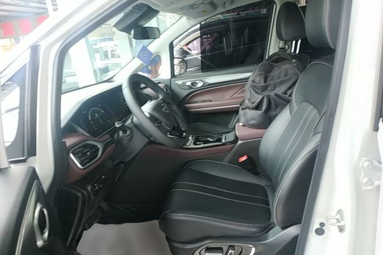 Used GAC Trumpchi M6 2023 PRO 270T DCT Luxury Edition Left Front Seat